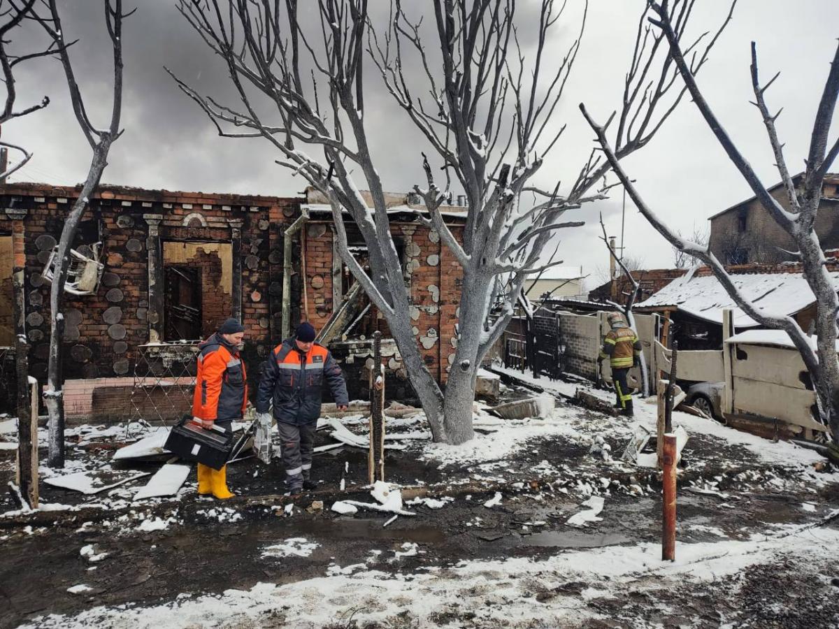 Удары по Харькову: полностью уничтожено 14 домов, погибла многодетная семья (видео)