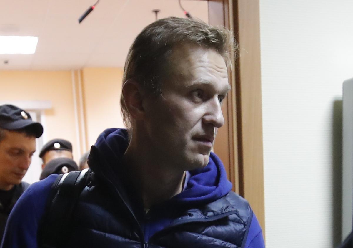Тело Навального не отдадут его матери еще минимум две недели