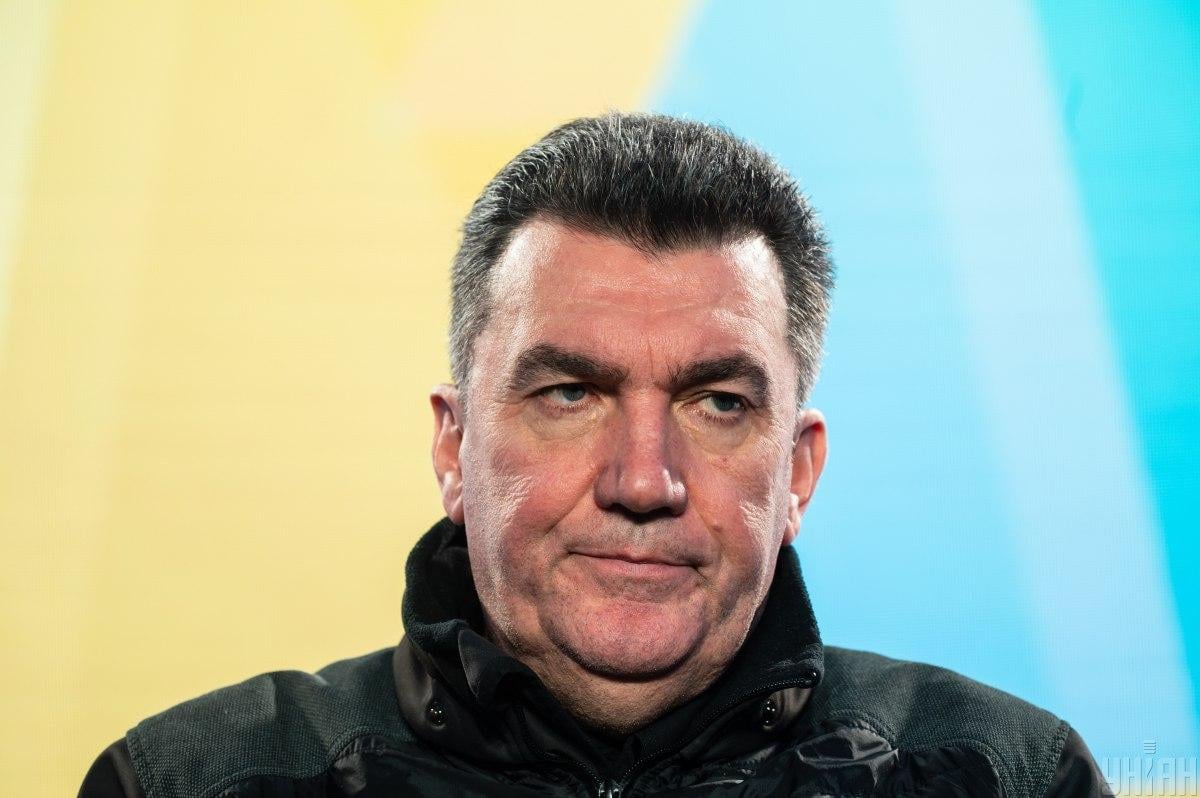 Данилов заявил, что Украина не будет согласовывать удары по РФ: “Мы добрались уже до Рязани”