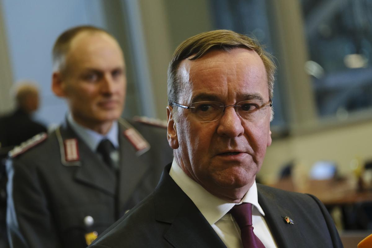 Германия готовит свою армию к войне с Россией, – Politico