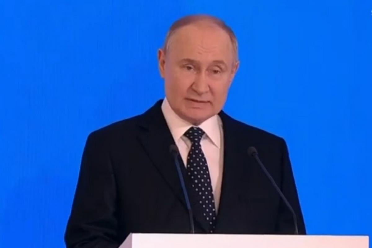 “Как мухи”: Путин пожаловался на украинские дроны (видео)