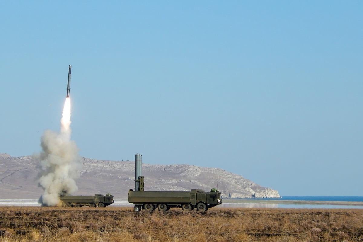 Россия в Крыму разворачивает комплексы “Бастион” с ракетами “Оникс”: что известно