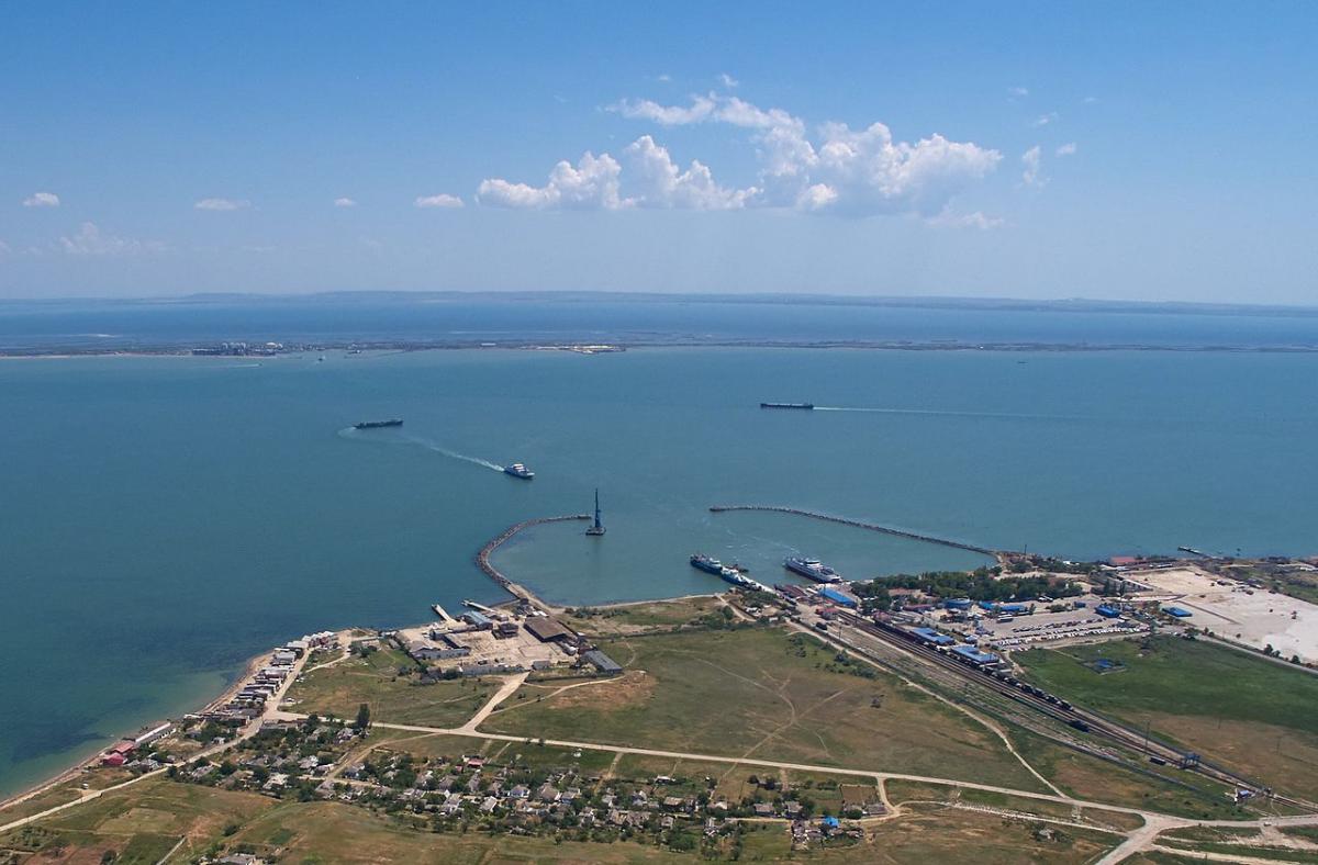 В Крыму оккупанты возобновили работу поврежденной ВСУ паромной переправы, – Плетенчук