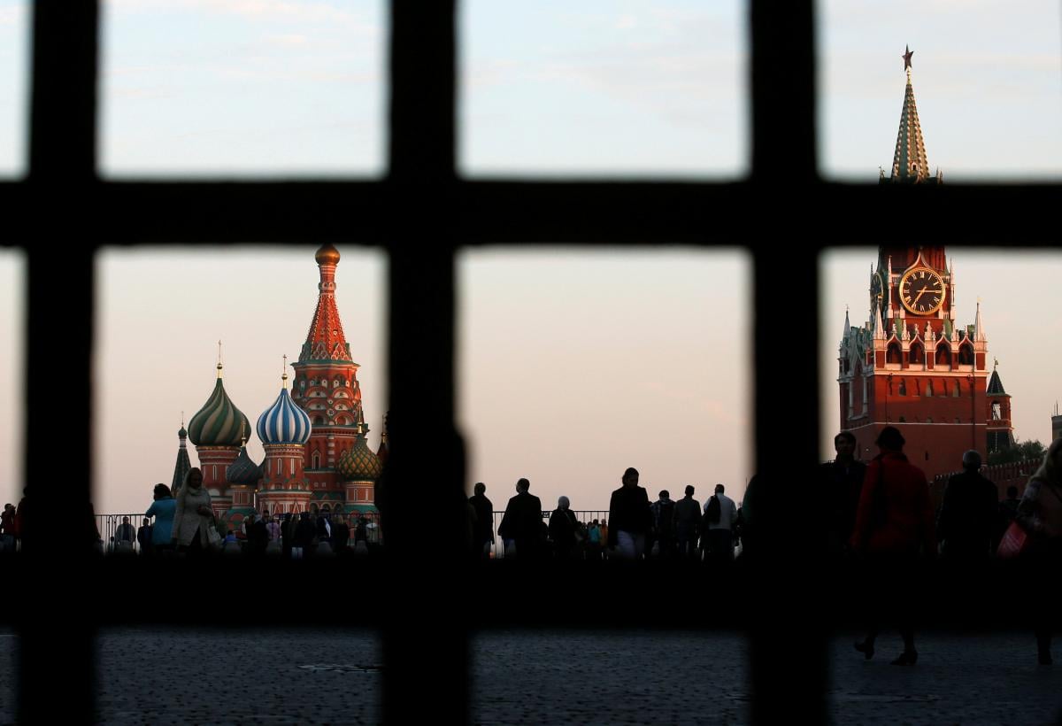 РФ ищет мертвых детей по всему миру: журналисты узнали, для чего