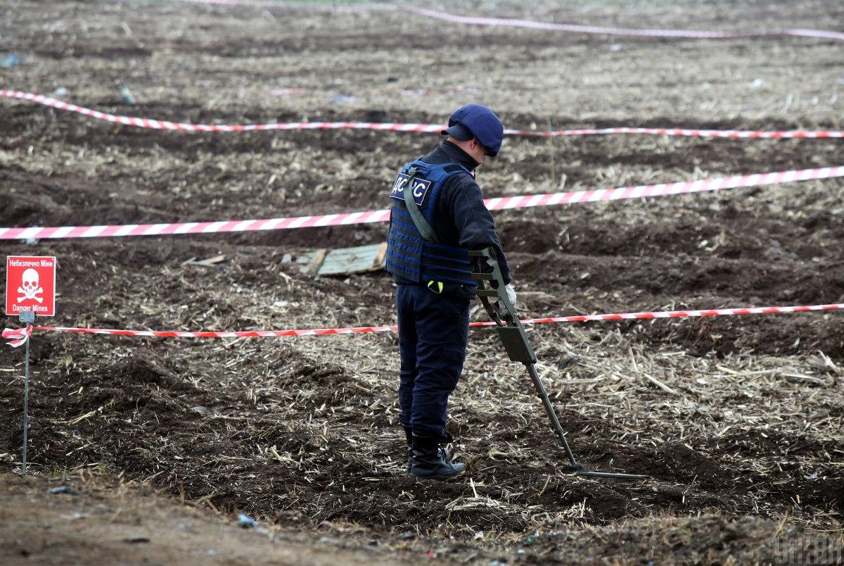 Япония и Камбоджа помогут в разминировании территории Украины: AP раскрыло детали