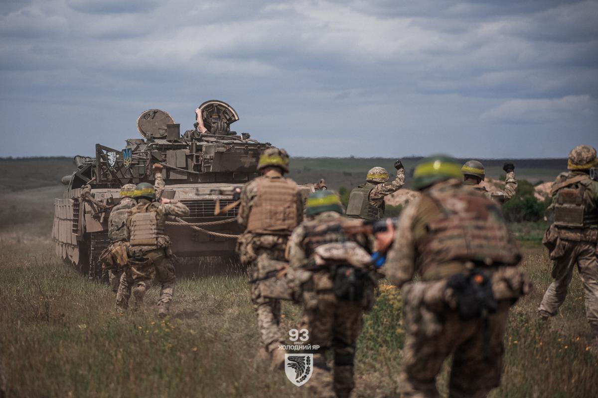 Названо самое горячее направление фронта в Украине: в ВСУ рассказали о боях с россиянами