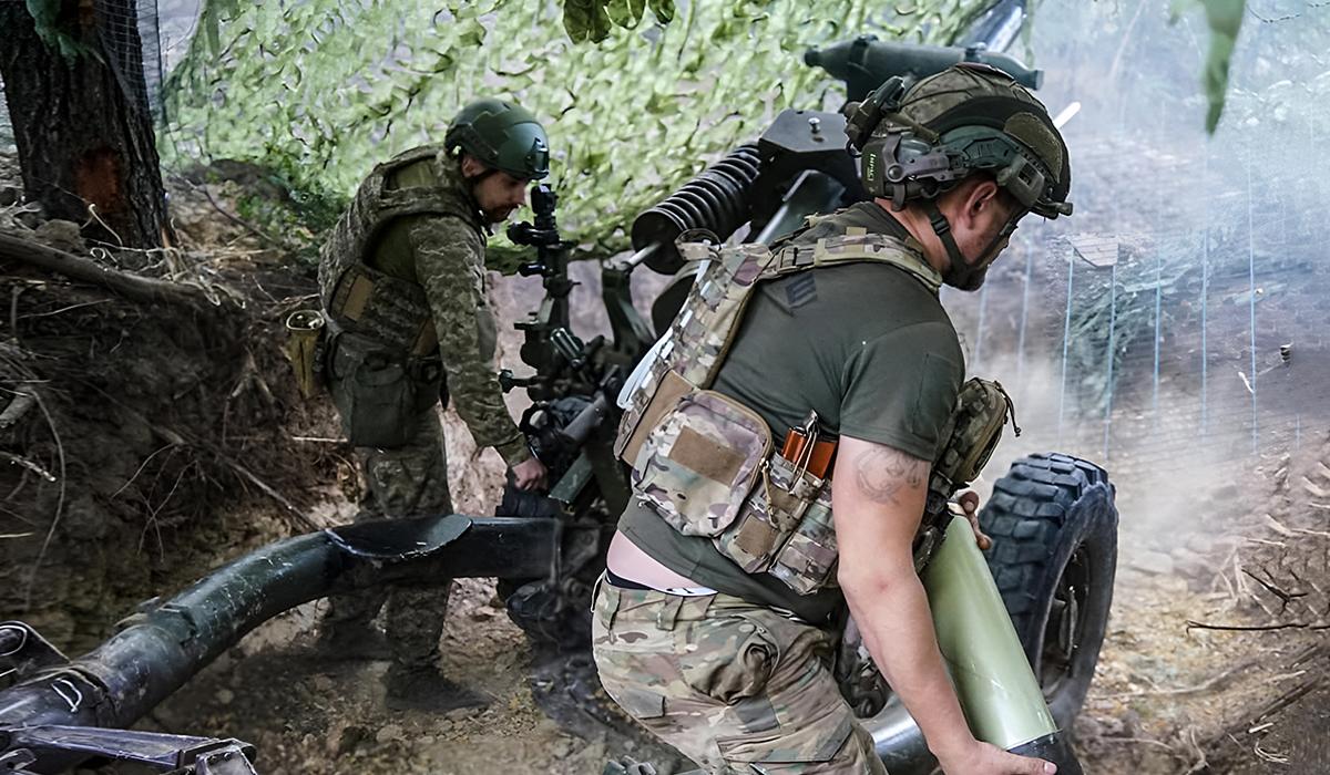 Украина пытается сдерживать наступление РФ, оккупанты приближаются к ключевой трассе, – NYT