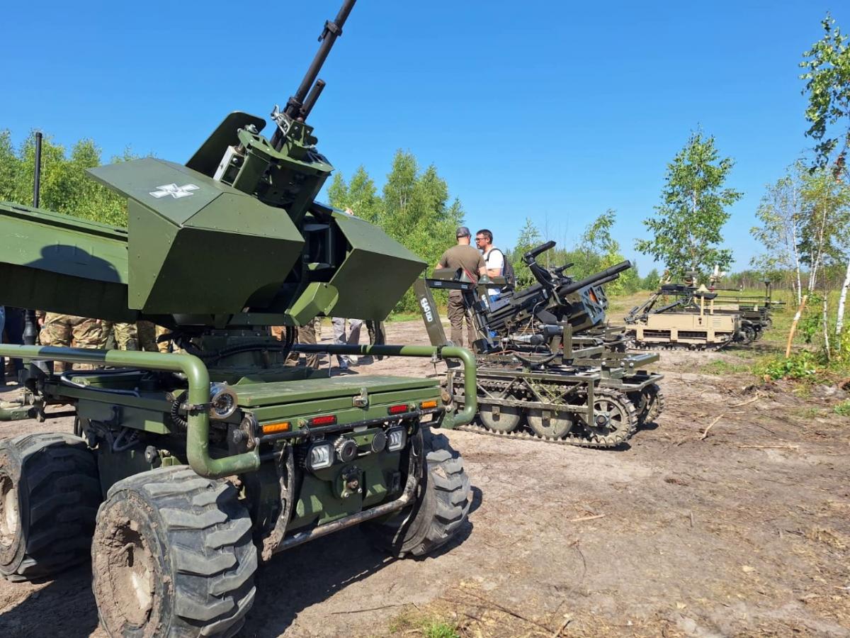 На “нуле” будут воевать “железные солдаты”: в Минобороны рассказали об испытаниях новинок