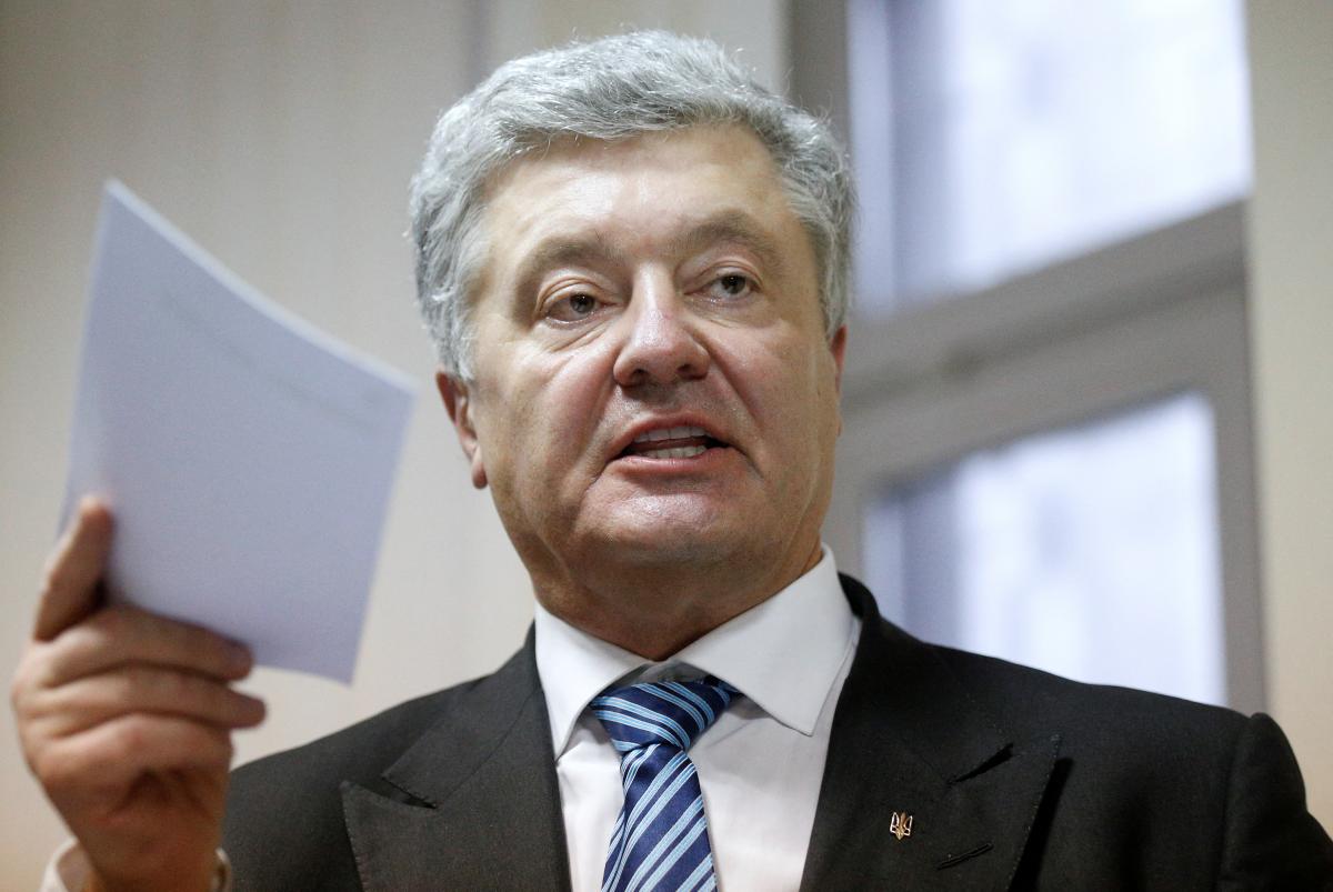 Порошенко тратит собранные на армию донаты для выкупа из суда взяточников и аферистов, – блоггер