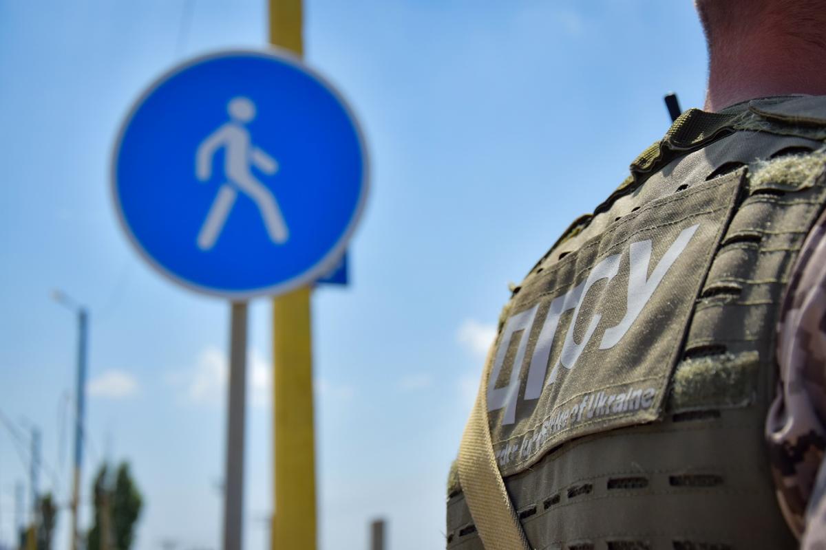 Мужчинам без военно-учетных документов запрещено пересекать границу: уже есть десятки отказов