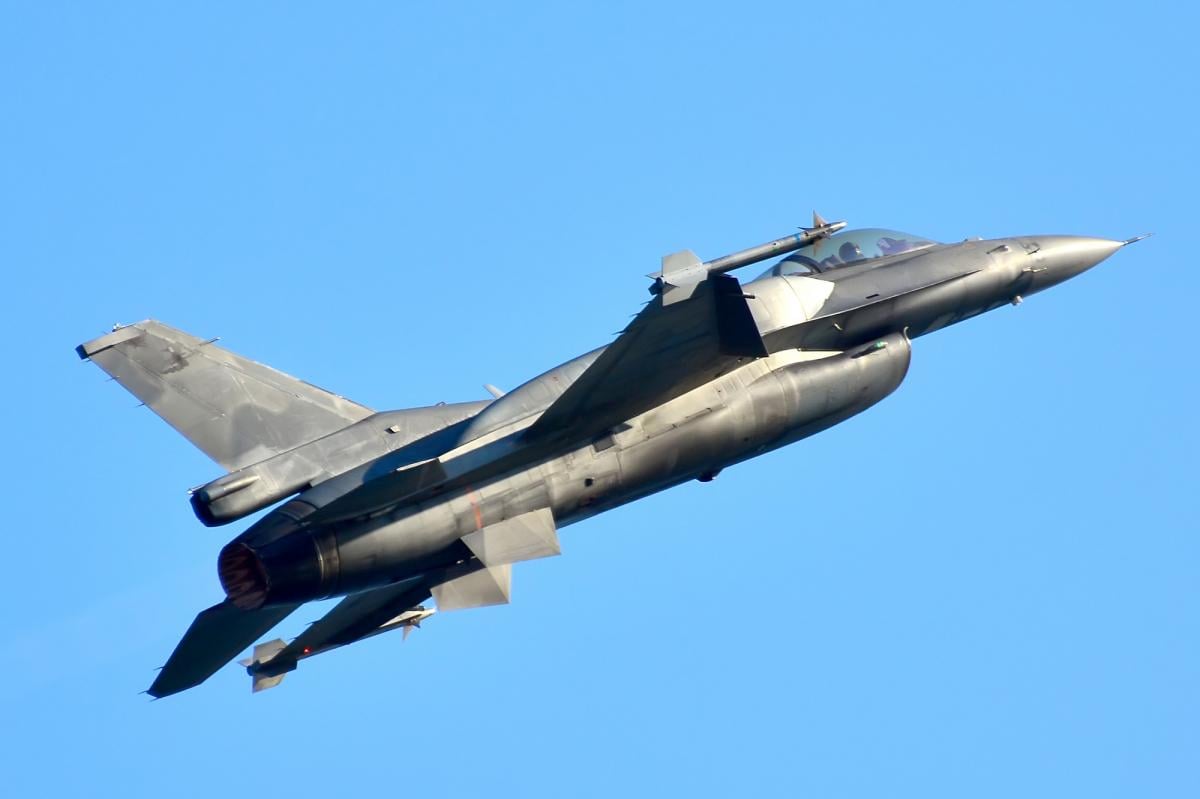 ВВС Украины должны отказаться от советского прошлого, чтобы F-16 помогли победить РФ, – BI