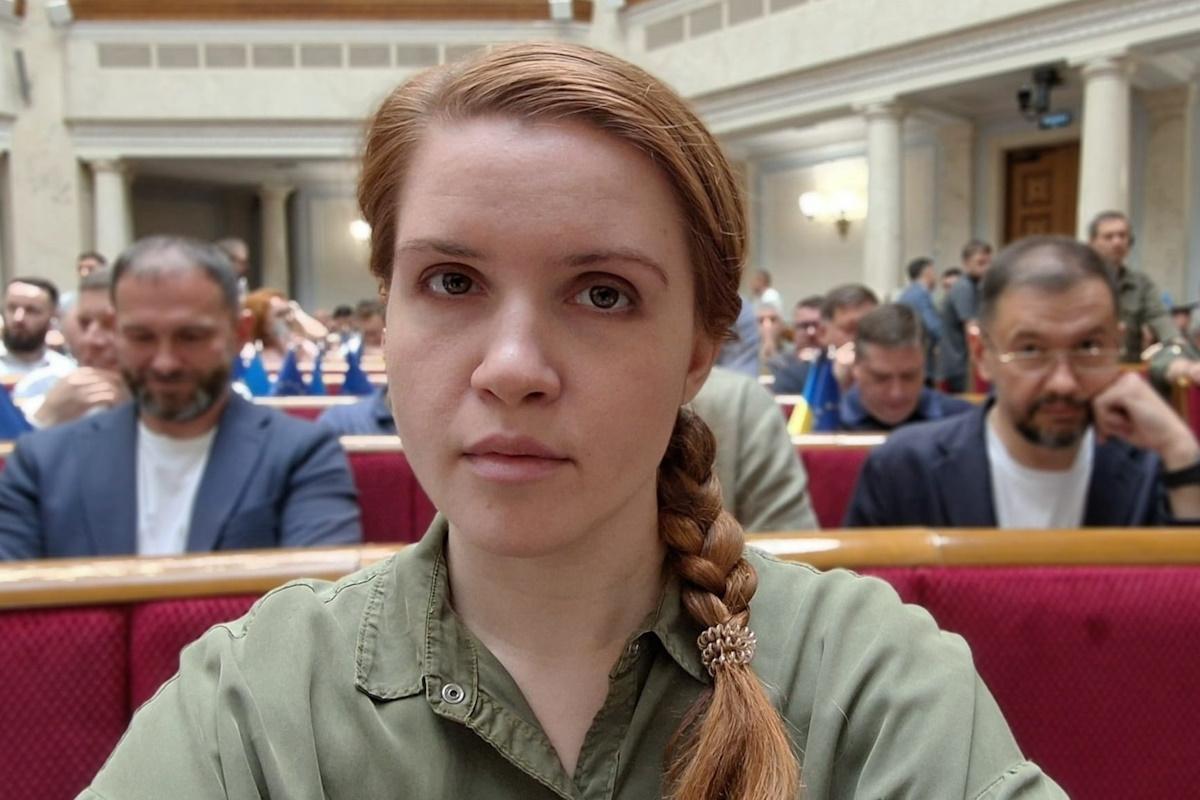 Комитет по вопросам нацбезопасности проголосовал за исключение из своего состава Безуглой