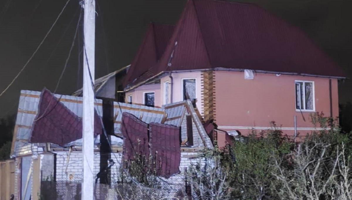 Оккупанты ударили кассетными боеприпасами по пригороду Одессы: есть погибшие