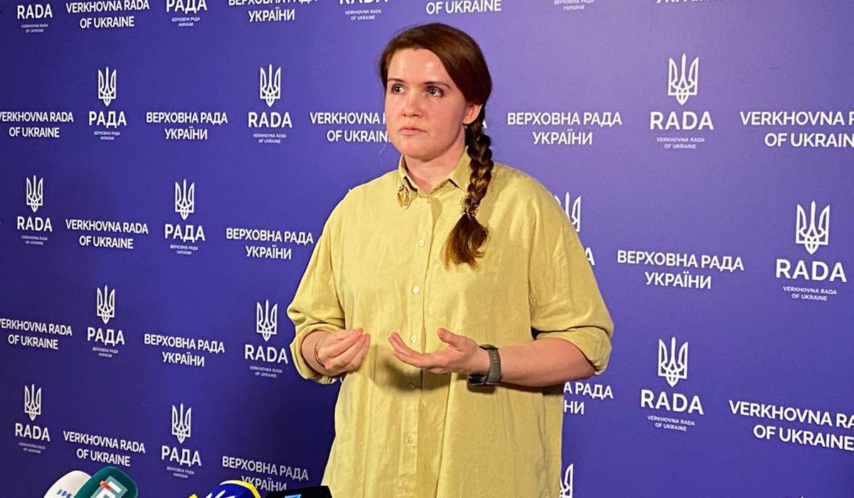 Соломоново решение: в Раде прокомментировали ротацию Безуглой