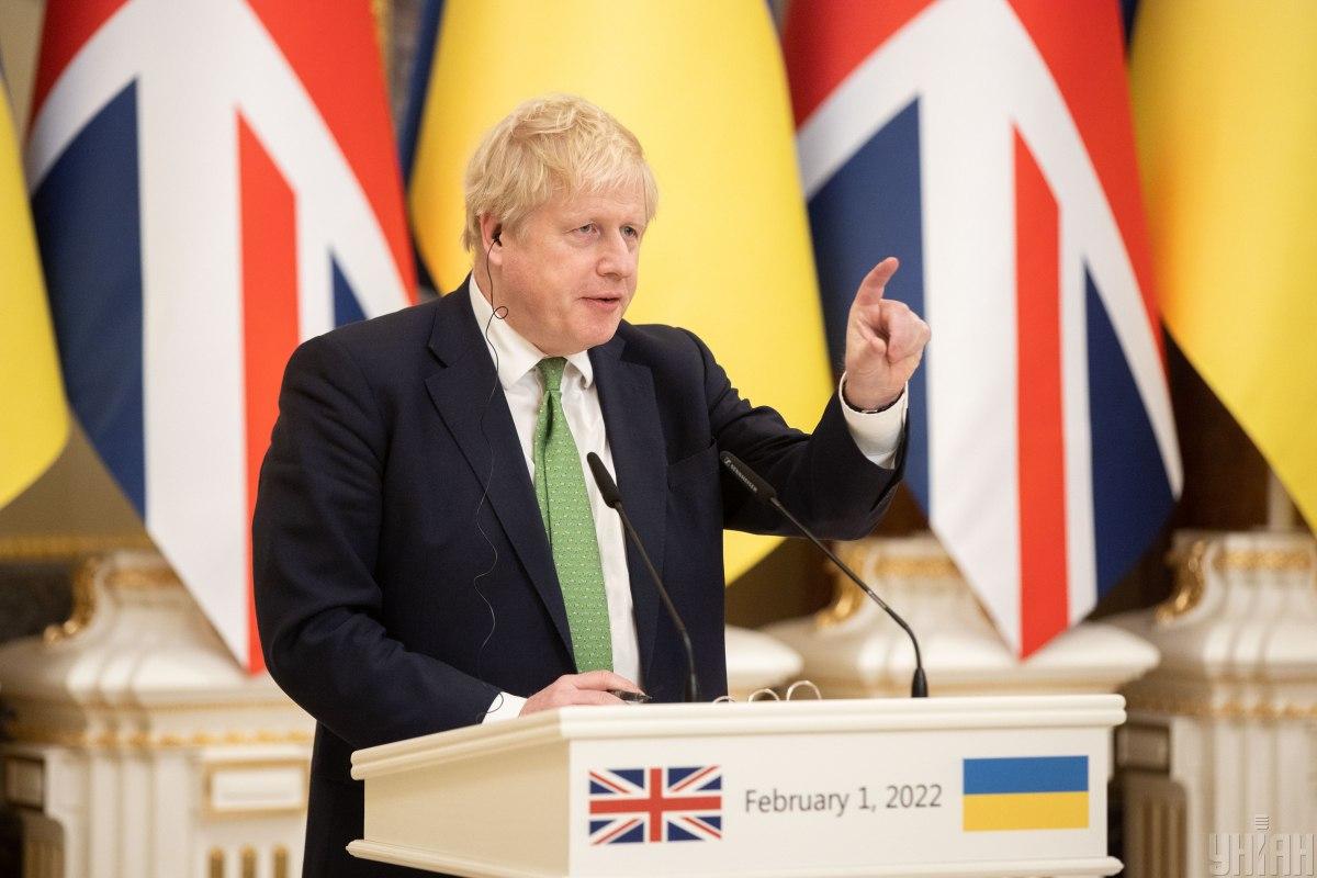 “Принять в НАТО сейчас”: Борис Джонсон назвал три шага для победы Украины