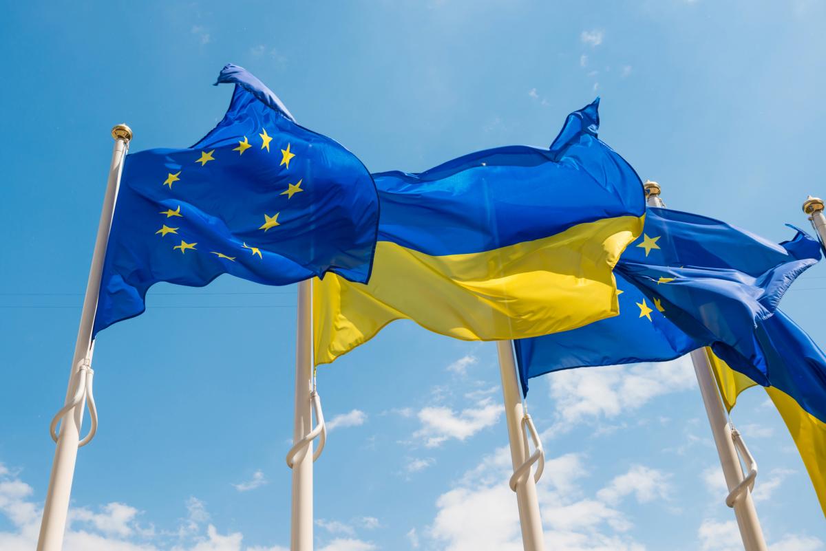 Украина откроет новые консульства в двух странах Европы