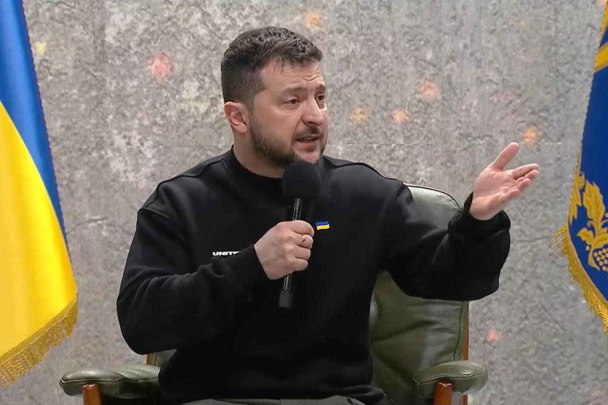 “Болезненный вопрос”: Зеленский рассказал, почему Запад запрещает ракетные удары по РФ