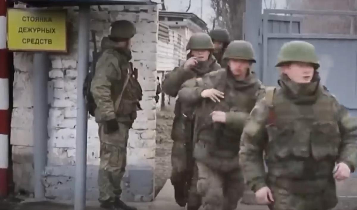 В России бывшим заключенным, вернувшимся с войны в Украине, вручают повестки, – росСМИ
