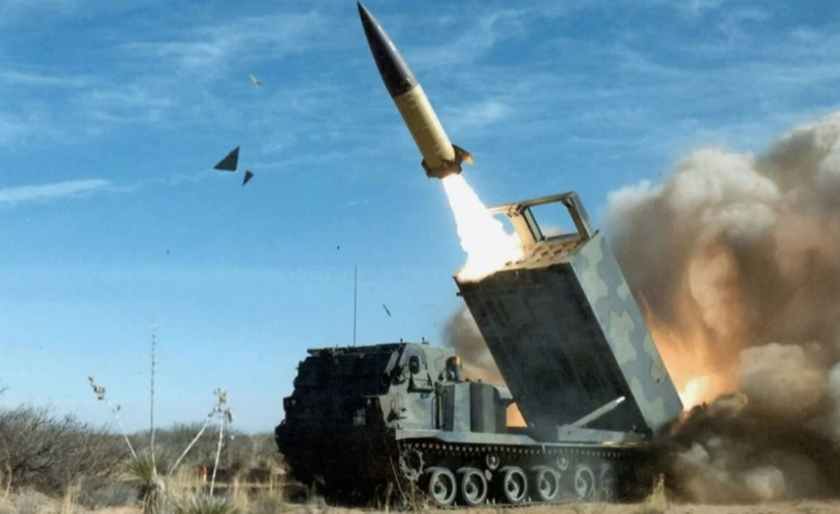 США ограничивают поставки ATACMS Украине в пользу других союзников, – WSJ