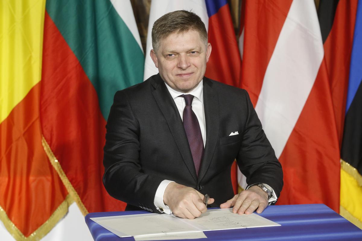 Оставить украинцев без оружия: Фицо дал рецепт “мира” в Украине