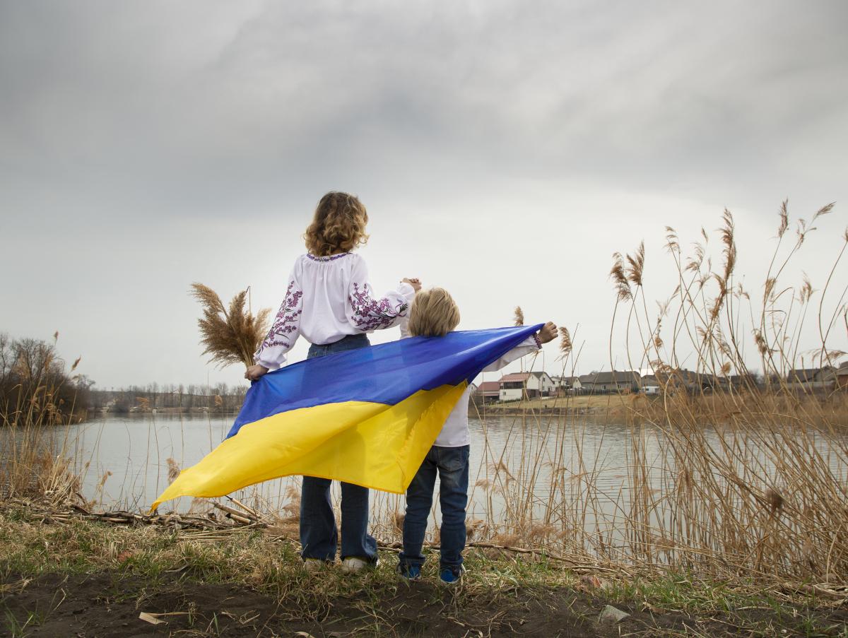 Украинские беженцы скорее сменят страну проживания, чем вернутся в Украину, – социолог