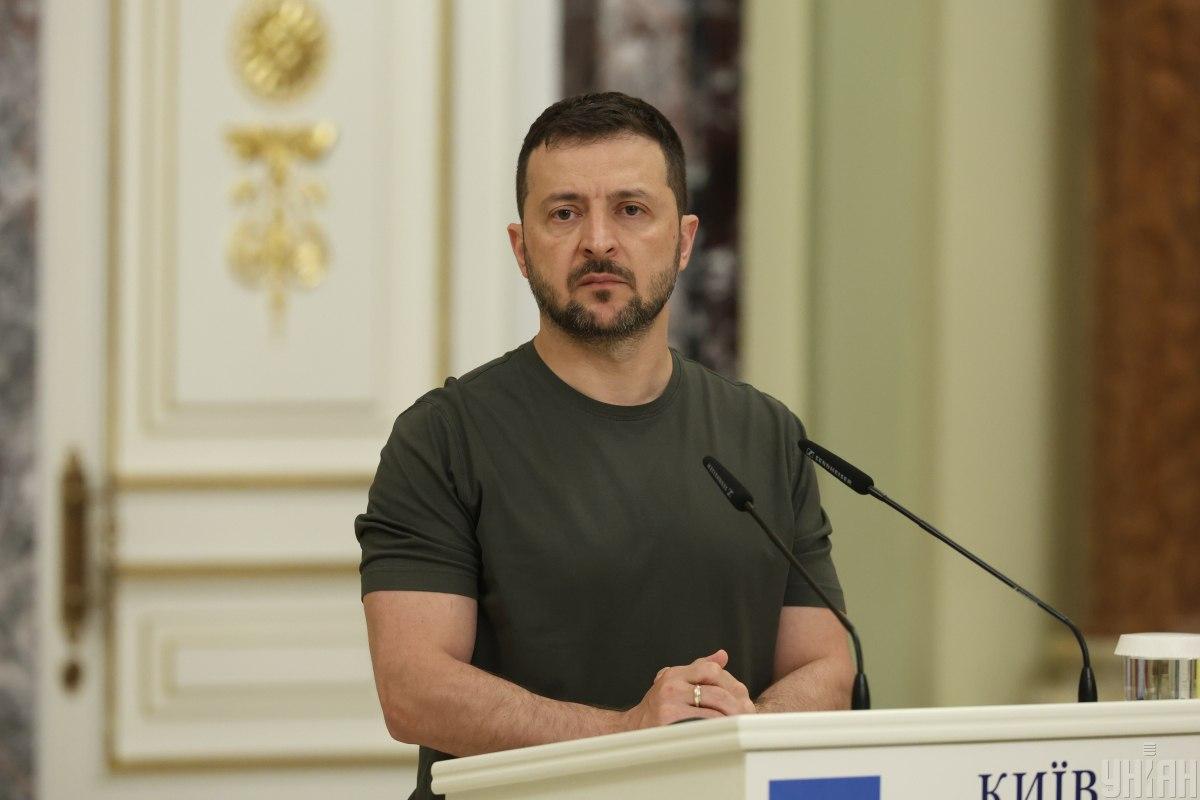 “Не можем потерять десятки тысяч человек”: Зеленский об отказе от территорий ради мира