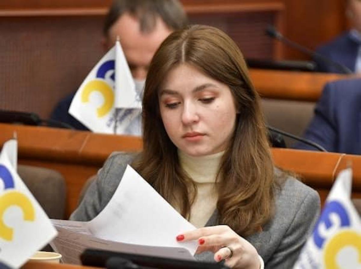 Суд рассмотрит дело дочери нардепа от Порошенко: под наркотиками сбила на пешеходном переходе человека, – СМИ