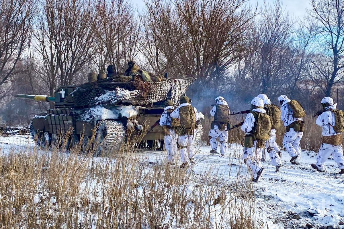 “Отбиваем по 50-70 штурмов”: военный рассказал о сложной ситуации вокруг Покровска