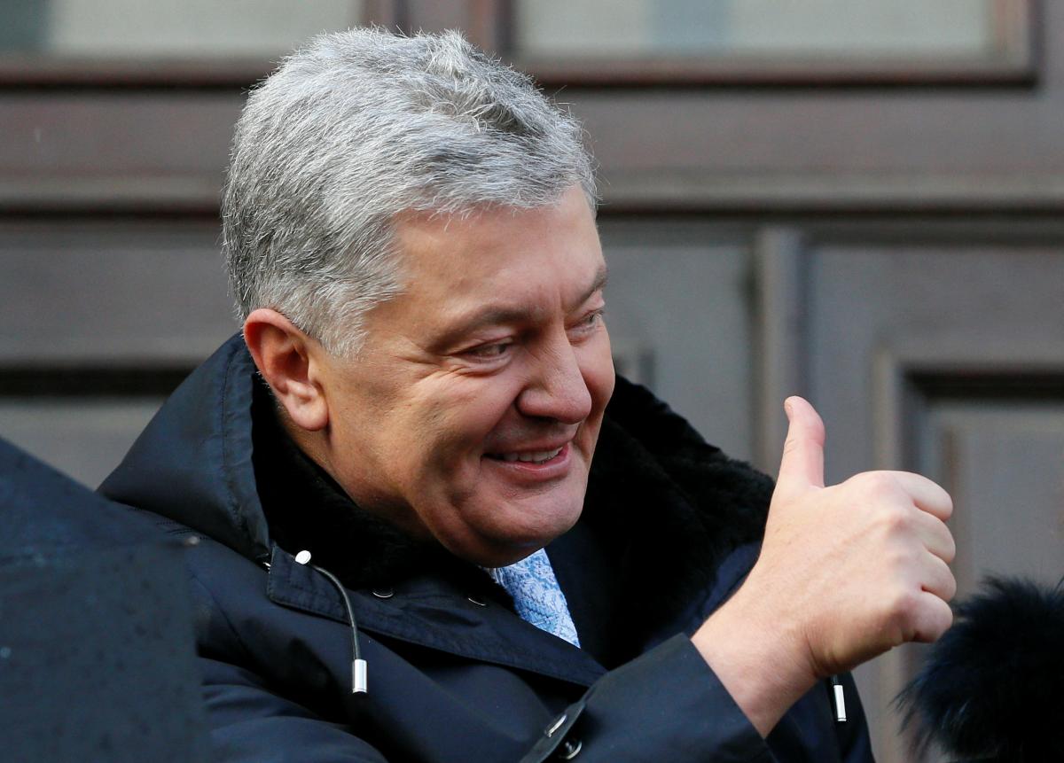 У Порошенко признали Севастополь российским и платили там налоги в течение войны: СМИ о новых деталях уголовного дела