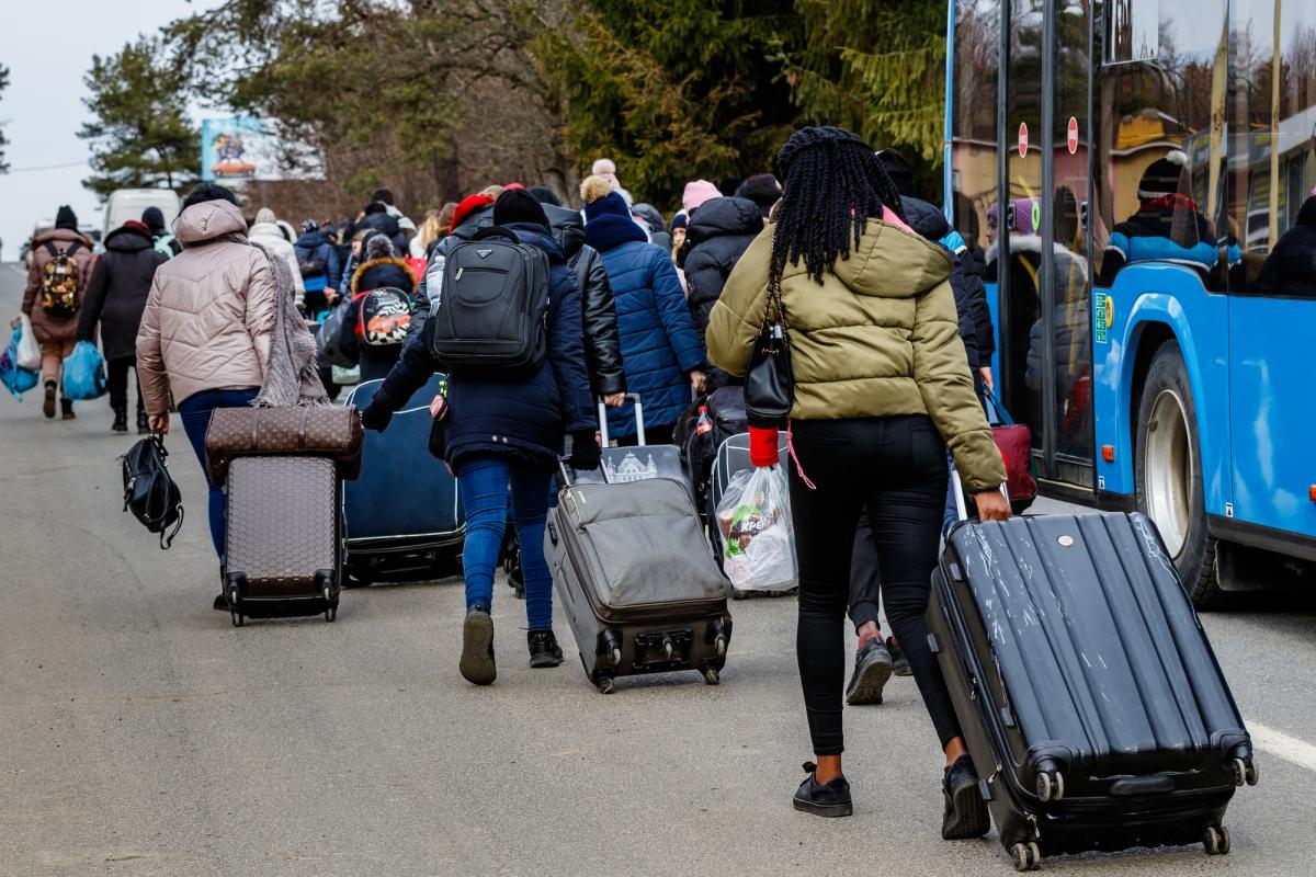 В трех странах ЕС хотят открыть центры возвращения украинских беженцев, – СМИ