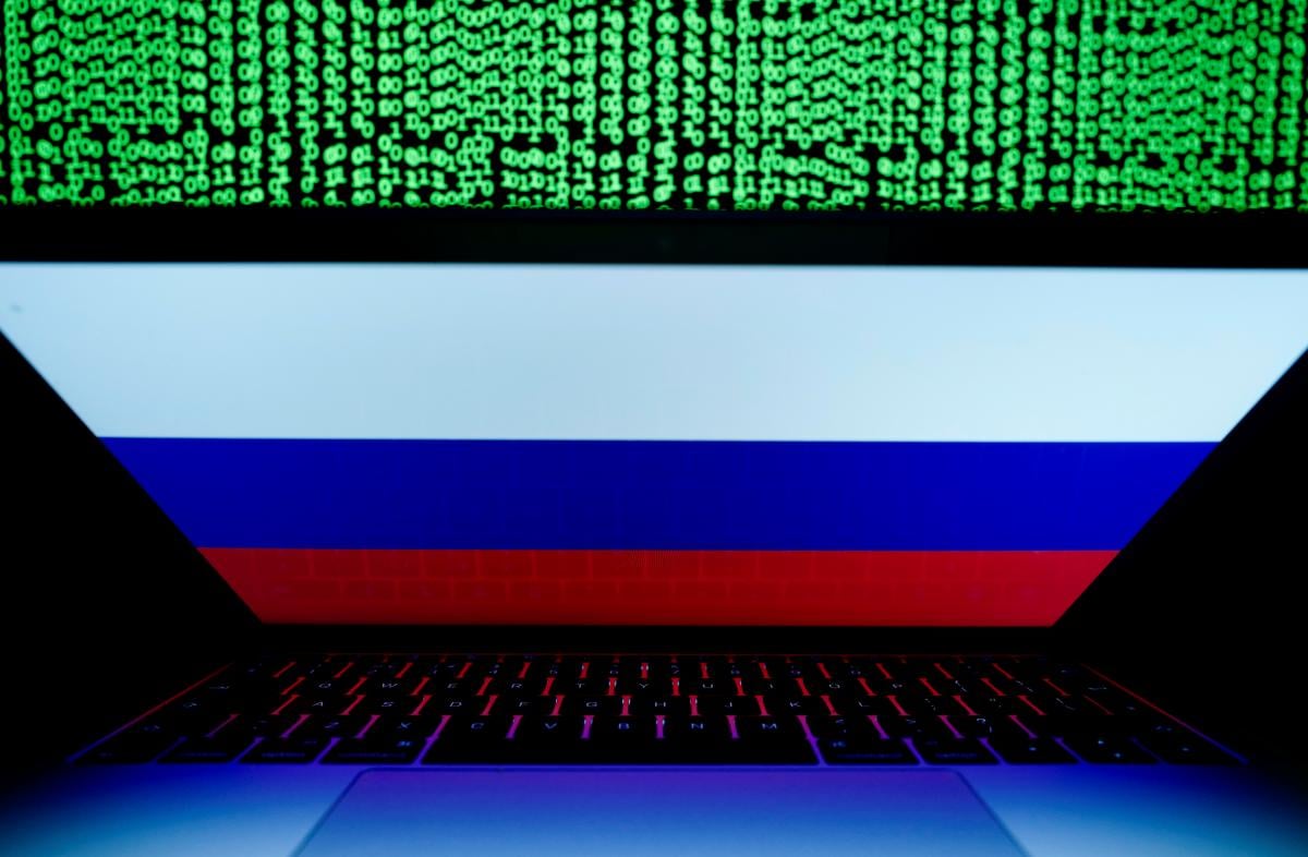 В РФ “прилег” крупнейший мобильный оператор, тысячи россиян остались без связи