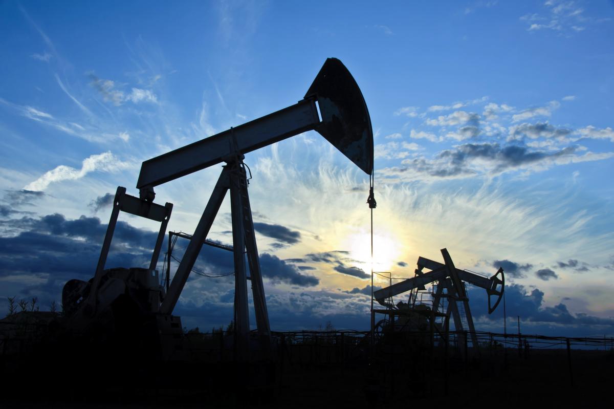 Санкции, дроны и Трамп: РФ рискует остаться без нефтедолларов уже в этом году, – аналитик
