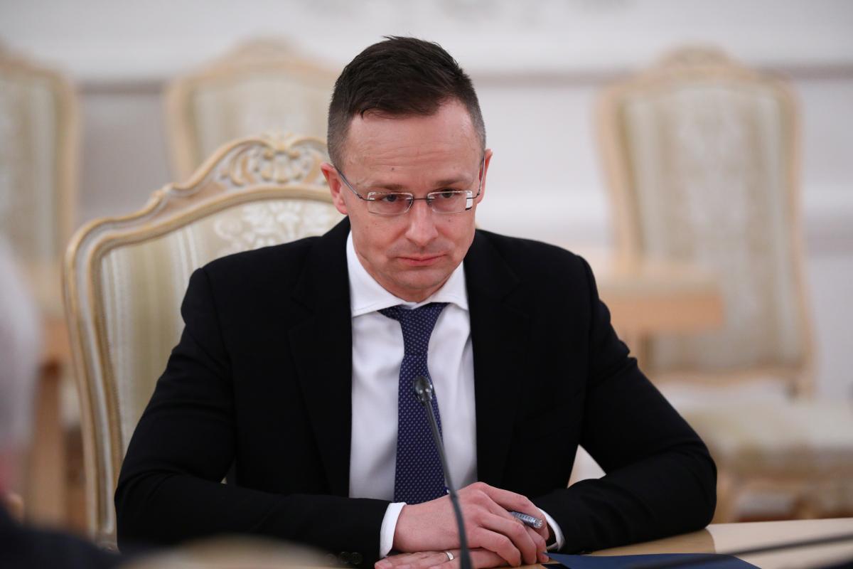 В Венгрии заговорили об угрозе суверенитету из-за атаки дронов по России