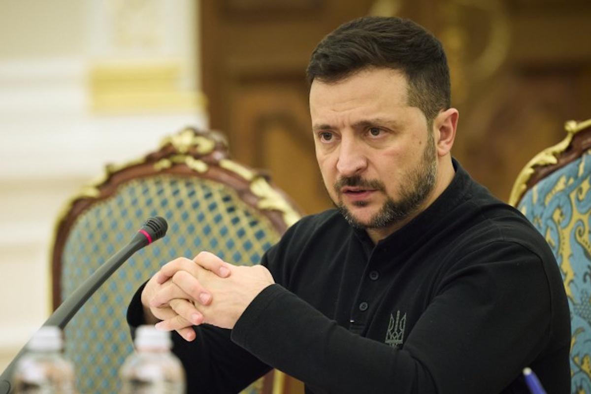Зеленский утвердил состав переговорной группы Украины для мирных переговоров