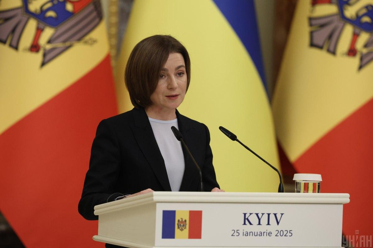 Россия хочет сменить власть в Молдове, чтобы действовать против Украины, – Санду