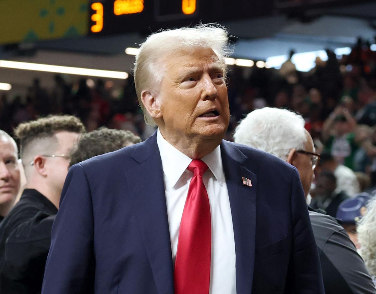 Трамп все равно может прекратить военную поддержку Украины, – обозреватель Sky News