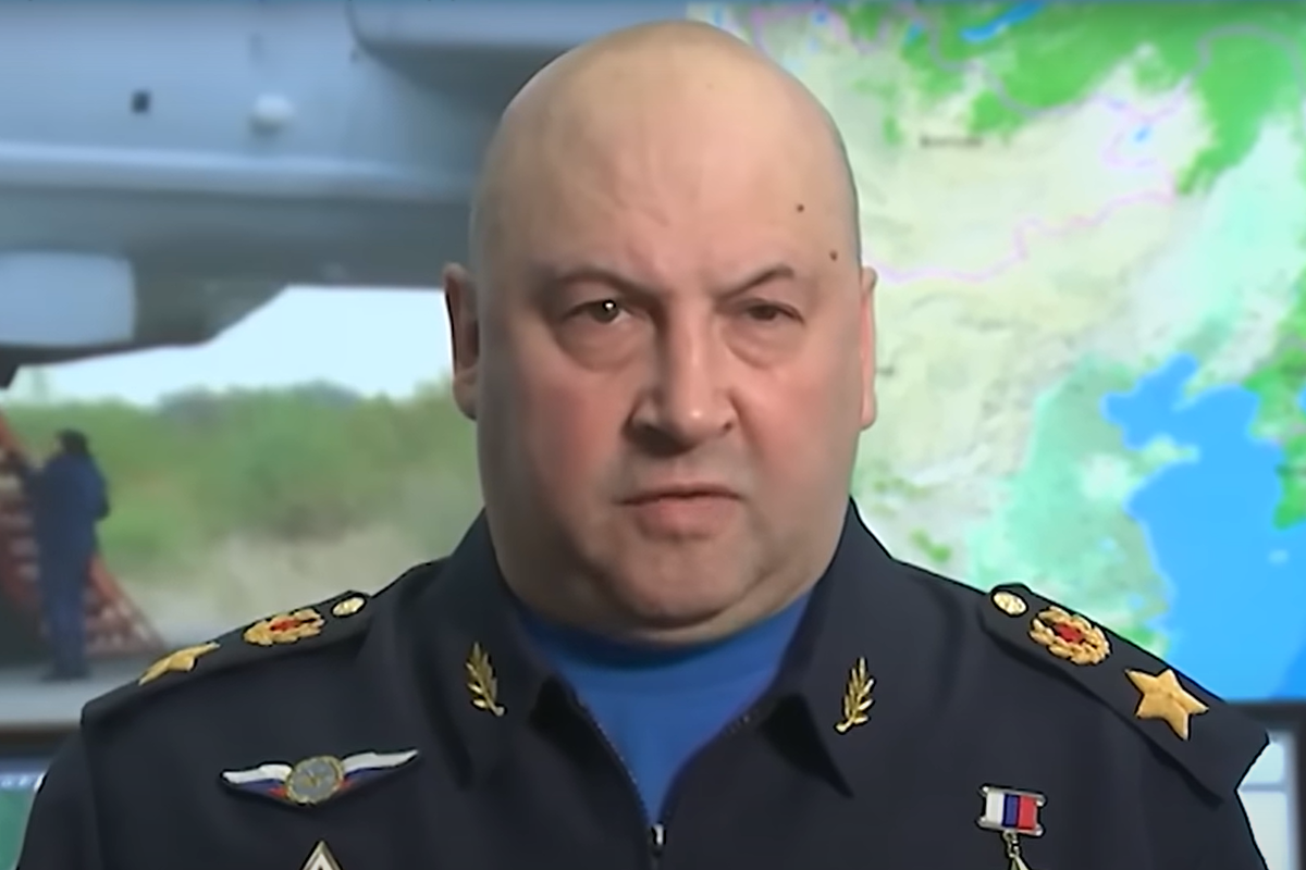 СМИ выяснили, куда после мятежа Пригожина исчез экскомандующий оккупантами Суровикин