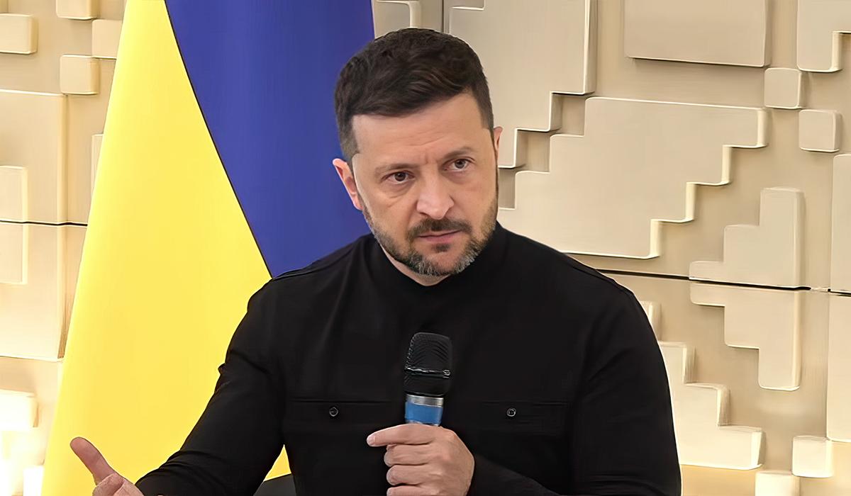 Зеленский объяснил, для чего Путин послал в Турцию делегацию с Мединским