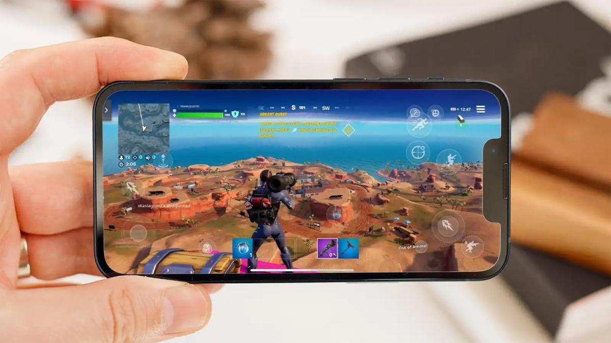 Fortnite снова появился на iPhone спустя 1741 день после бана