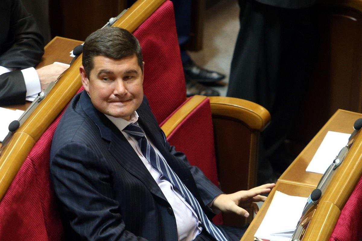 Суд отменил приговор скандальному экс-нардепу Онищенко по газовому делу