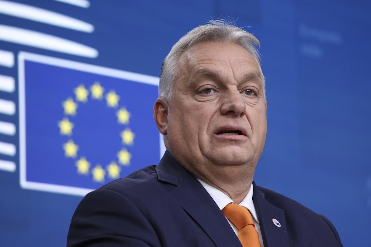 Орбан пожаловался на муки совести из-за Украины