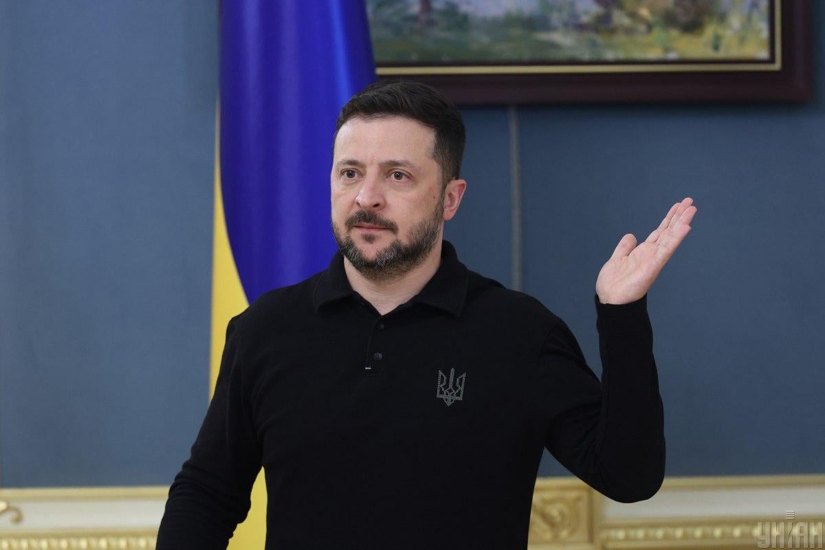 Половина самолетов, поврежденных во время операции СБУ, не подлежат восстановлению, – Зеленский