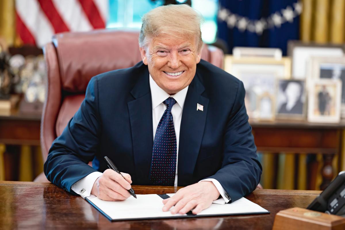Республиканцы готовы надавить на Трампа ради санкций против России, – Politico