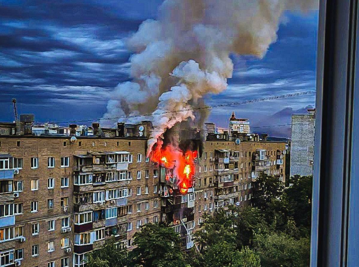 Самый мощный удар по Харькову: количество погибших и раненых растет (фото, видео)