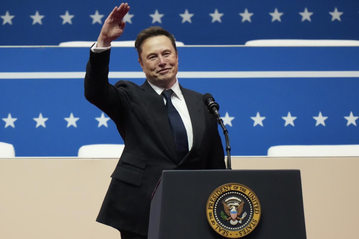 США годами отслеживали встречи Маска с иностранцами, – WSJ