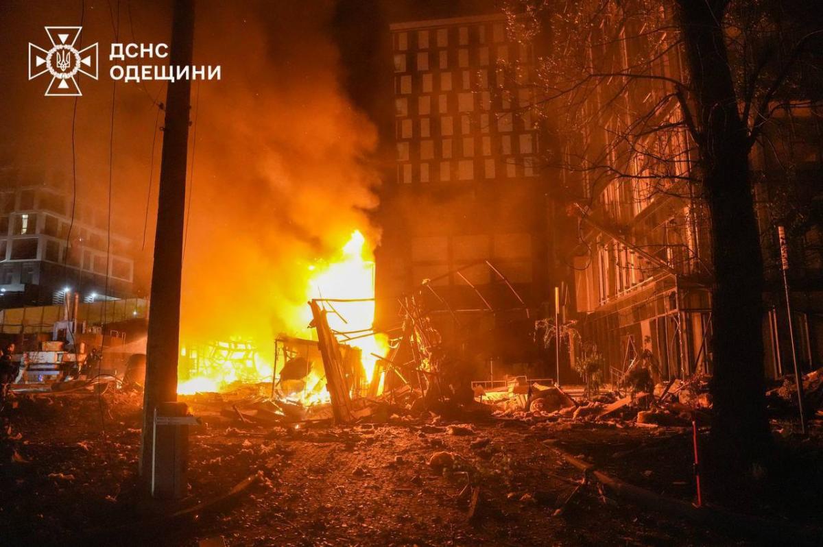 Россия атаковала Одессу дронами: есть погибший и разрушения (фото, видео)