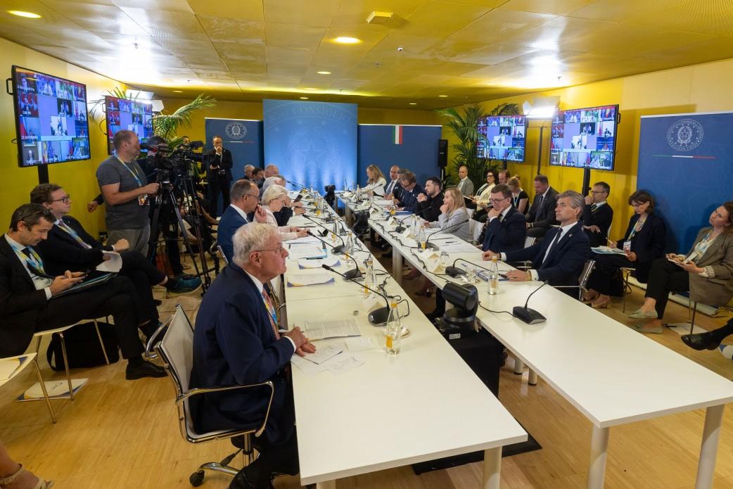 Коалиция желающих разработает план развертывания в Украине сил сдерживания после остановки боевых действий