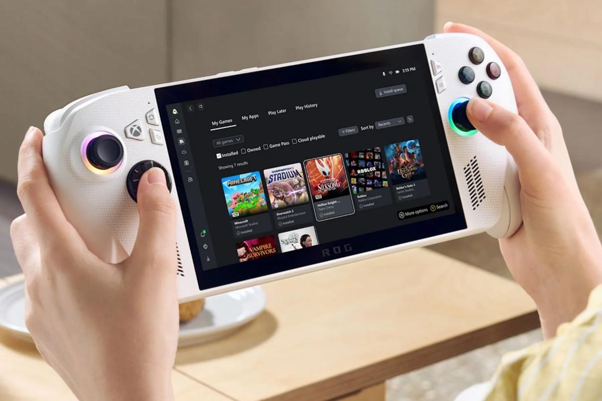 Google случайно “спалил” цены на портативную консоль ROG Xbox Ally