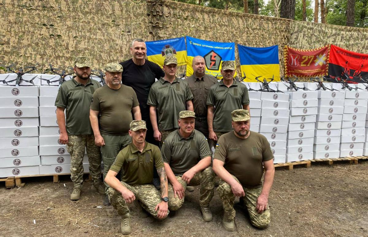 Громада Киева направила еще 3000 беспилотников на фронт, – Кличко