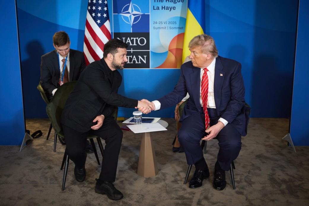 Трамп предлагал Украине перейти в наступление в разговоре с Зеленским, – WP